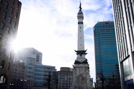 Cozysuites - 2Br With Direct Skybridge Access #1 Indianapolis Exterior photo